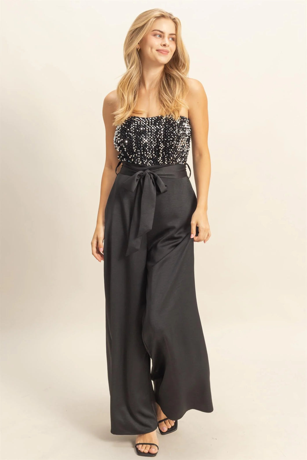 Black Sequined Detailed Jumpsuit