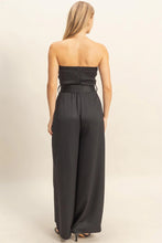Load image into Gallery viewer, Black Sequined Detailed Jumpsuit
