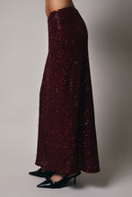 Load image into Gallery viewer, Burgundy Sequin Midi Skirt
