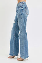 Load image into Gallery viewer, Light Wash Distressed High Waist Relaxed Fit Jeans
