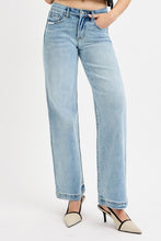 Load image into Gallery viewer, Light Wash Mid Rise Wide Leg Distressed Jeans

