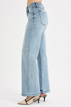 Load image into Gallery viewer, Light Wash Mid Rise Wide Leg Distressed Jeans

