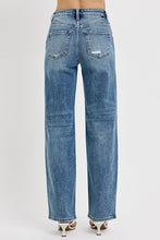 Load image into Gallery viewer, Medium Wash High Rise Wide Leg Baggy Jeans
