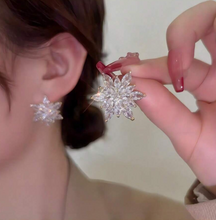 Load image into Gallery viewer, Snowflake Rhinestone Earrings
